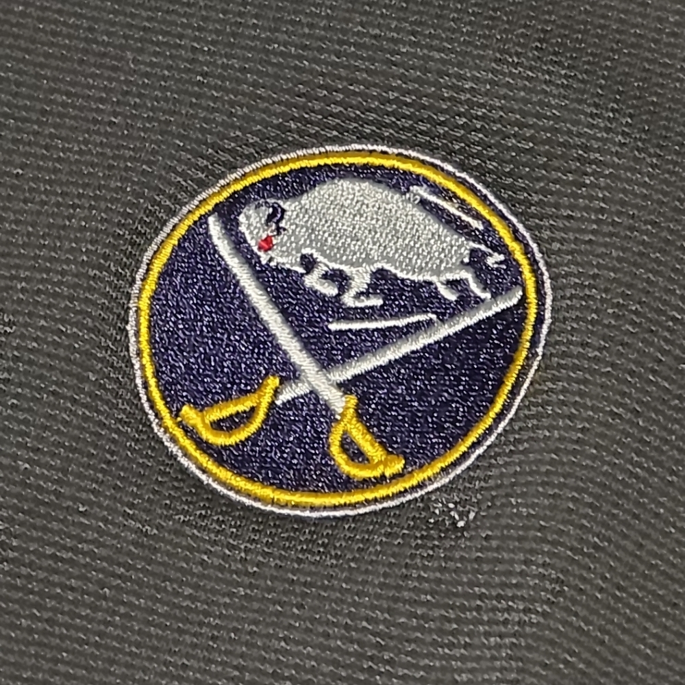 Buffalo Sabres Womens Meduim Zip Up Performance Jacket - Picture 7 of 7